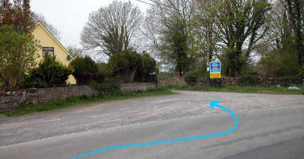 Start of private road to Lighthouse Lodge